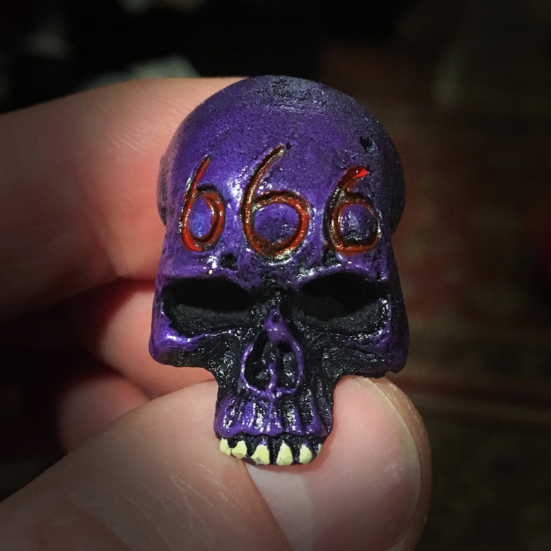 Skull Magnet - Purple - 666